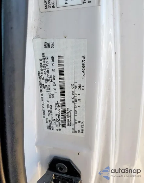 2018 Ford Econoline E450 Super Duty Cutaway Van z USA, uszkodzony, nr VIN 1FDXE4FS7JDC12657